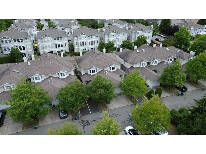 Property Photo:  6478 121 Street 21  BC V3W 0Y5 