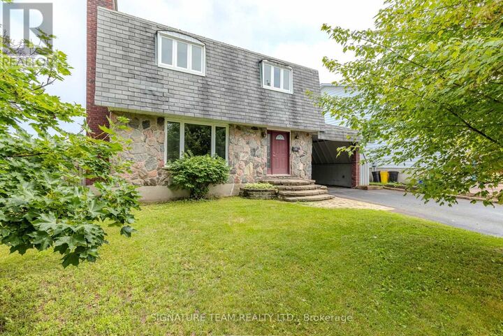 Property Photo: 401 Broadview Drive ON K8A 7W2