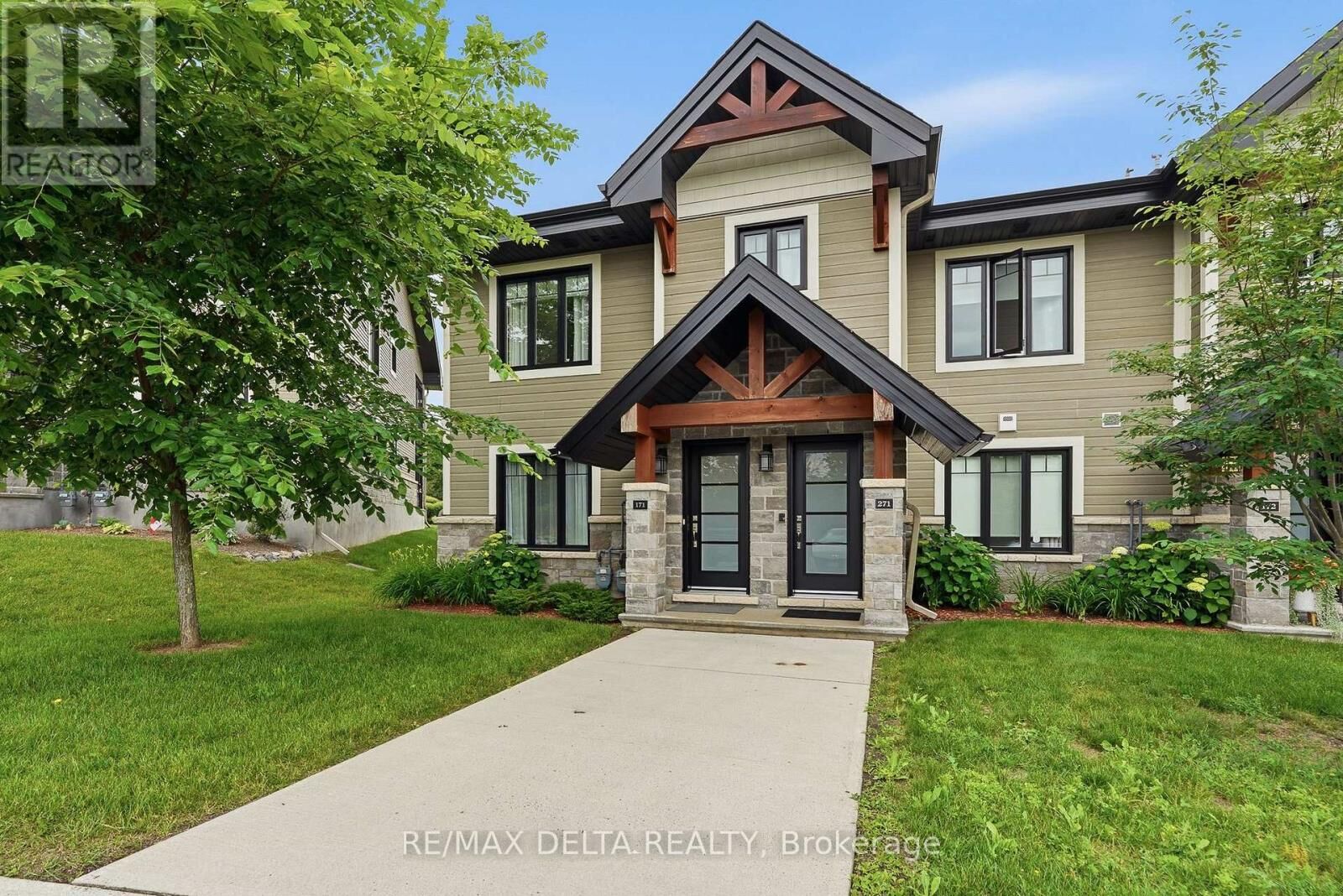 Property Photo: 304 Masters Lane 171 ON K4K 0L3