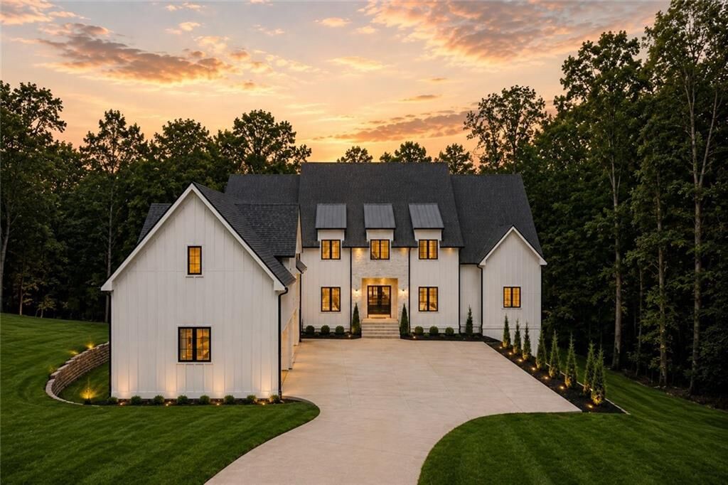 Property Photo:  7835 Scenic Drive  GA 30041 