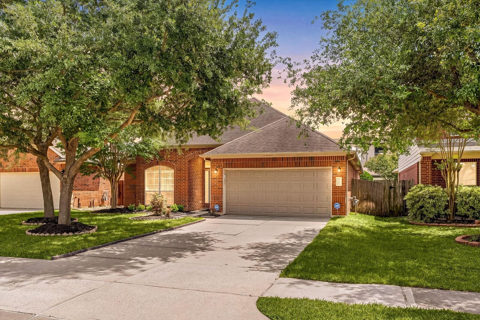 Property Photo:  2911 Empire Oaks Lane  TX 77494 