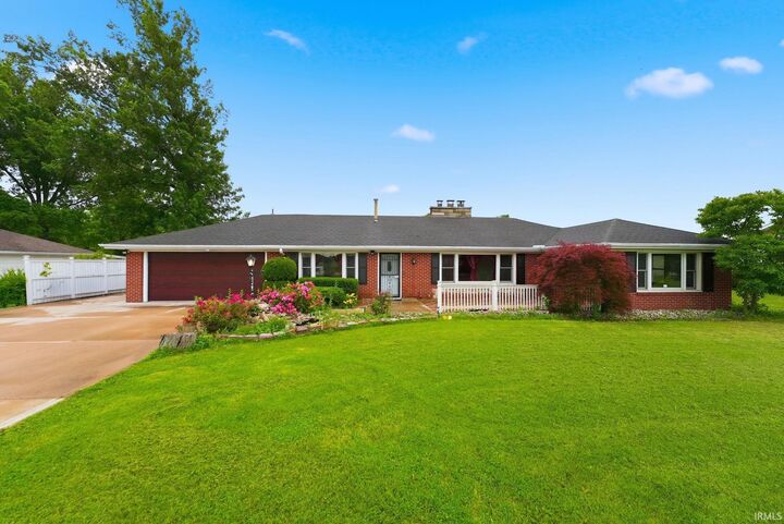 Property Photo:  1413 W Ludwig Road  IN 46825-4013 