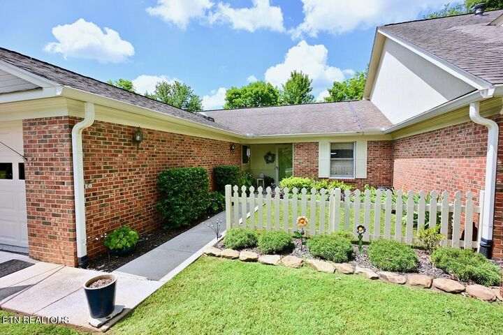 Property Photo:  703 Dundee Drive  TN 37803 