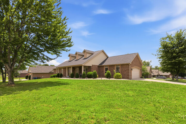 Property Photo:  211 White Tail Run  KY 42503 