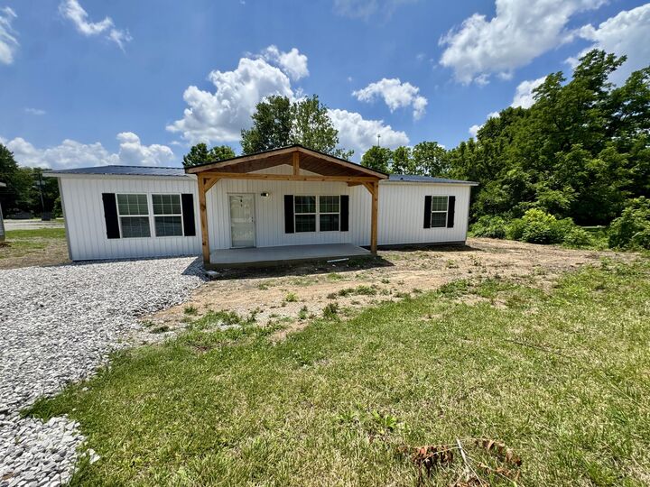 Property Photo: 5783 Slate Lick Road KY 40741
