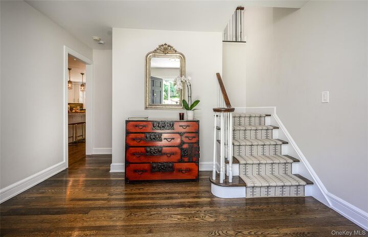 Property Photo:  15 Laurel Hill Road  NY 10522 