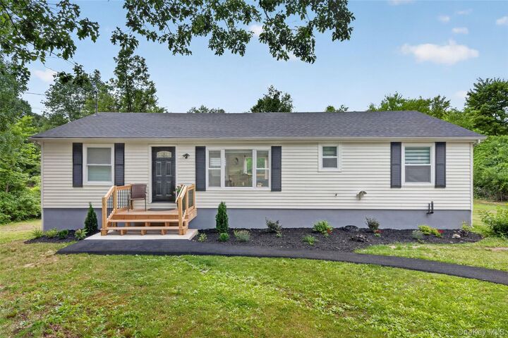 Property Photo: 140 Rabbit Run Road NY 12515