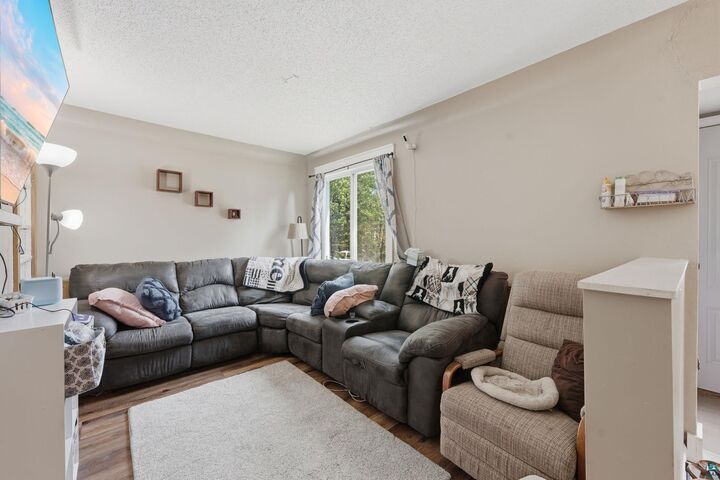 Property Photo:  1801 Tyrol St  MN 55811 