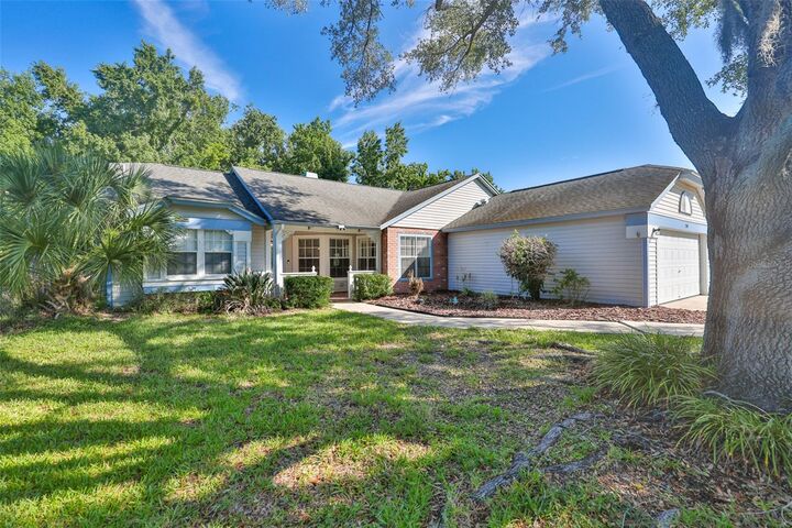 Property Photo: 3349 Silvermoon Drive FL 33566