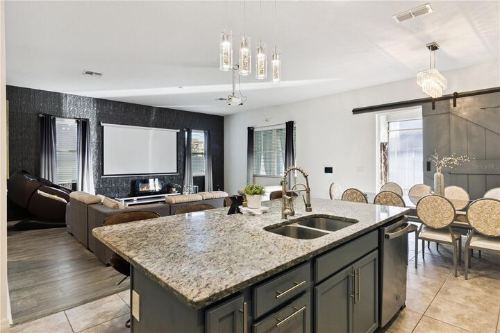 Property Photo:  2264 Emerald Springs Drive  FL 32712 