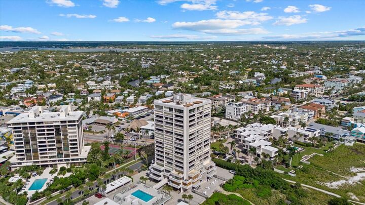Property Photo:  5400 Ocean Boulevard 17-04  FL 34242 