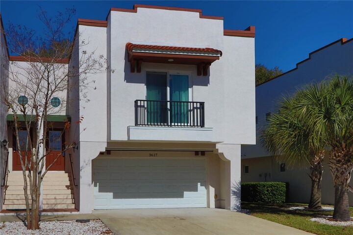 Property Photo: 3617 Bay Heights Way FL 33611