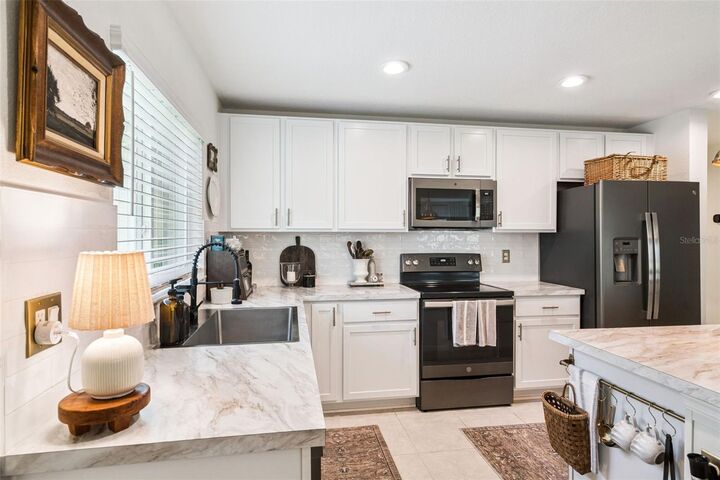 Property Photo:  1657 Wilson Prairie Circle  FL 34736 