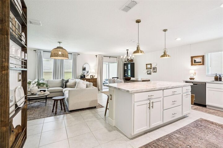 Property Photo:  1657 Wilson Prairie Circle  FL 34736 
