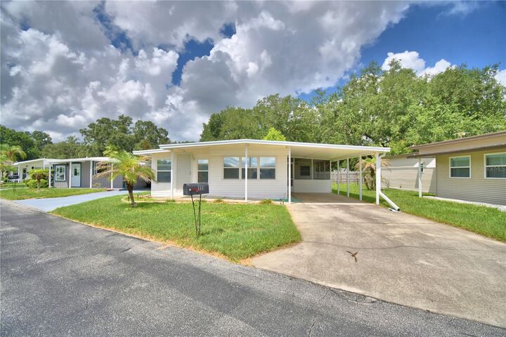 Property Photo:  111 Paradise Lane  FL 33823 