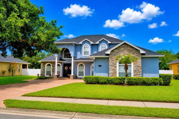 Property Photo: 5516 Black Hawk Lane FL 33810