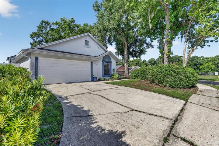 Property Photo:  1214 Creekbottom Circle  FL 32825 
