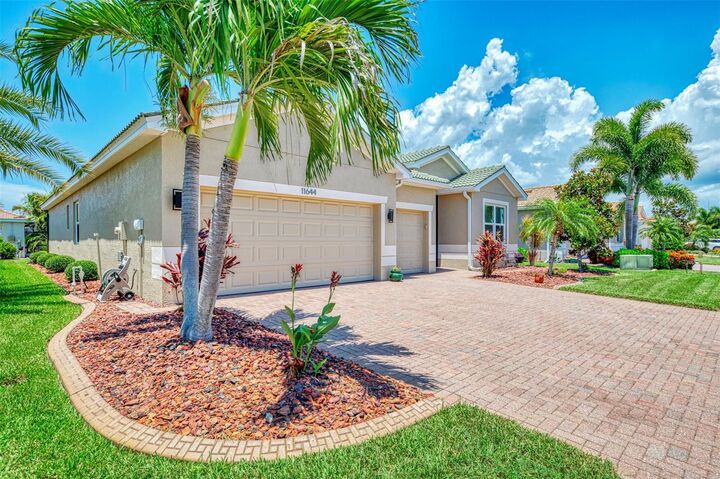 Property Photo:  11644 Spotted Margay Avenue  FL 34292 