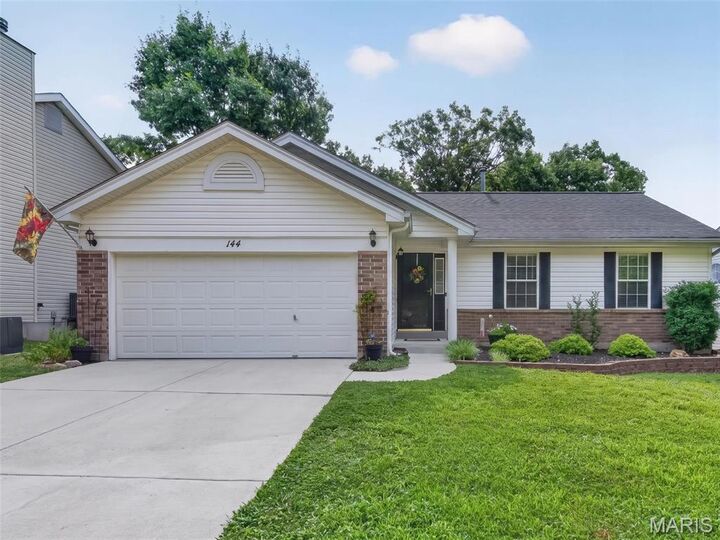Property Photo:  144 Hunters Green Lane  MO 63025 