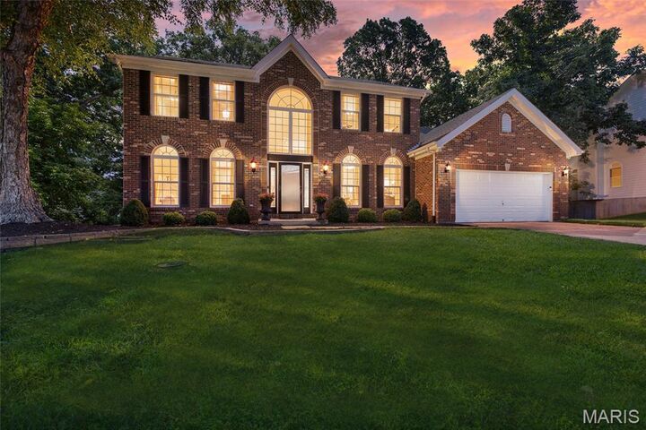 Property Photo: 724 Oaksdale Summit Court MO 63011