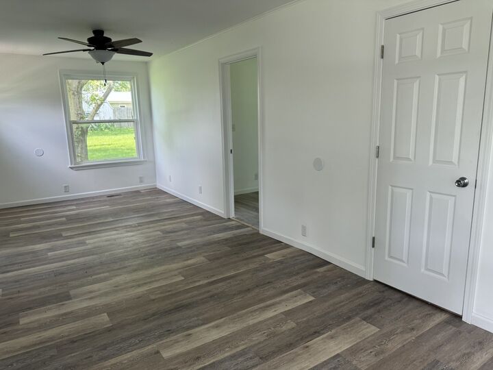 Property Photo:  101 N Vermillion Street  IL 61372 