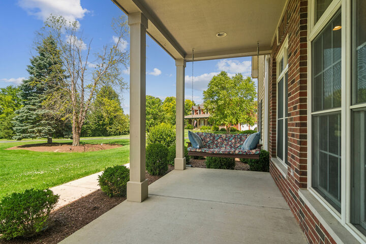 Property Photo: 175 Clover Hill Lane IL 60010