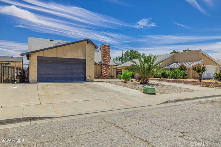 Property Photo: 44740 Calston CA 93535