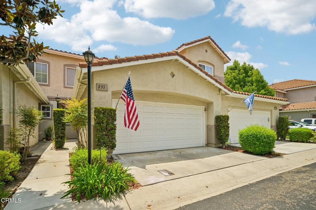 Property Photo: 231 Calle Orovista CA 93012