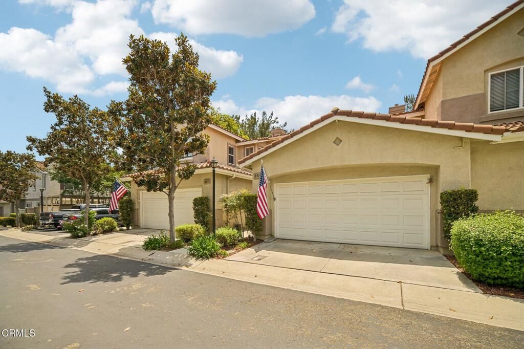 Property Photo:  231 Calle Orovista  CA 93012 