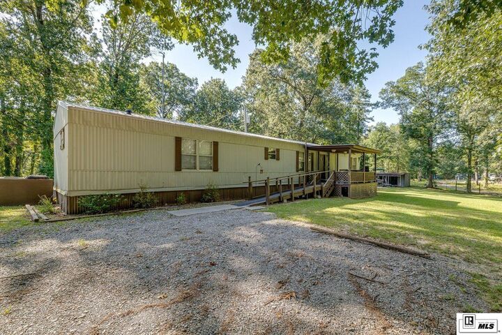 Property Photo: 3051 Lapine Road LA 71292