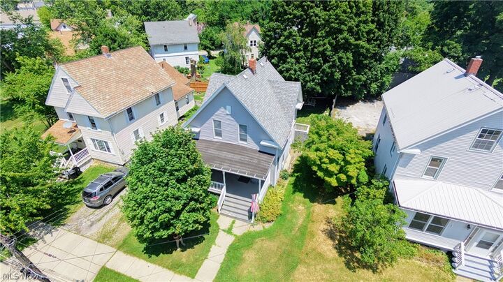 Property Photo:  131 Grove Drive  OH 44004 