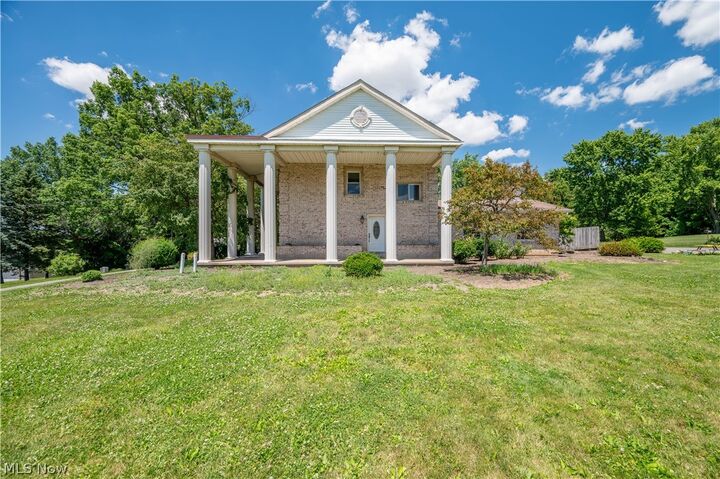 Property Photo: 1710 W State Street OH 44460