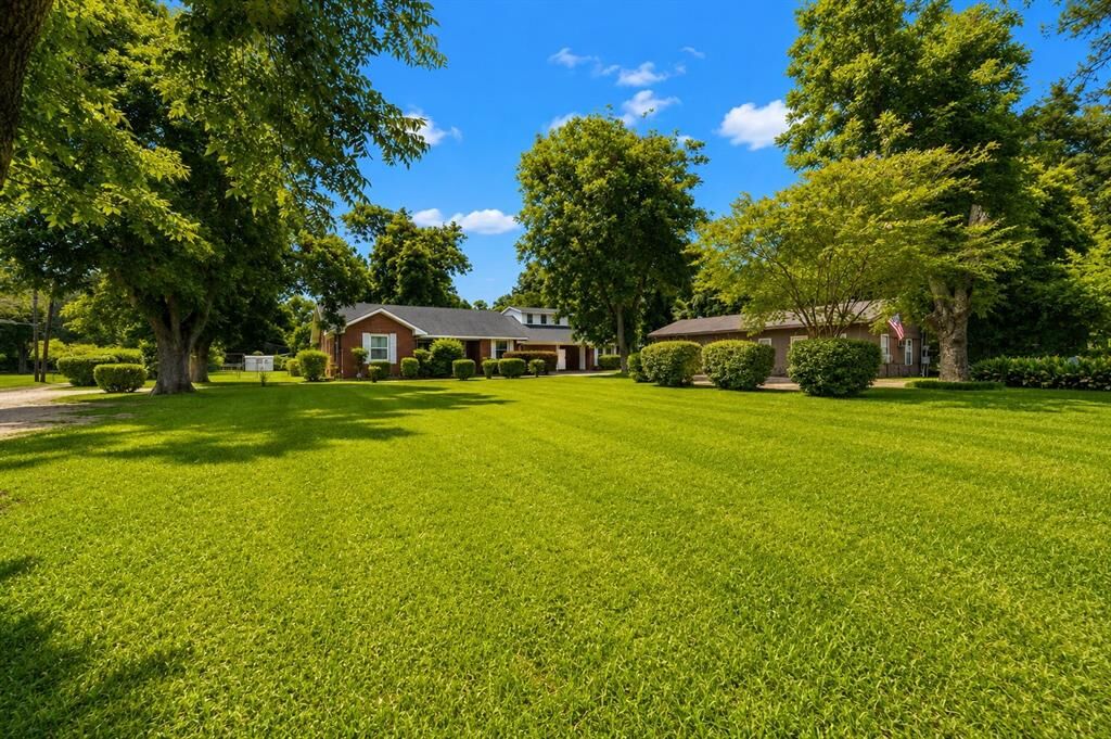 Property Photo: 6142 Masonic Drive LA 71031