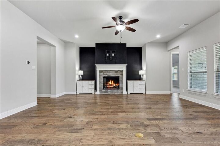 Property Photo:  541 Harvest Grove Drive  TX 75165 