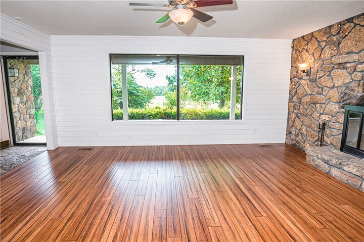 Property Photo:  2965A Hwy 392 W  AR 72601 