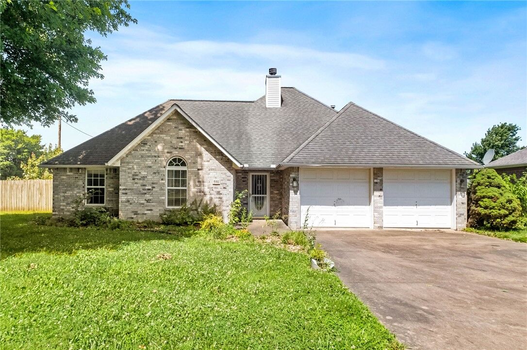 Property Photo:  591 Bloomfield Street  AR 72734 