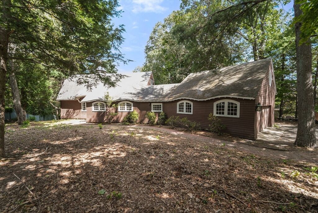 Property Photo:  136 Dudley Rd  MA 02459 