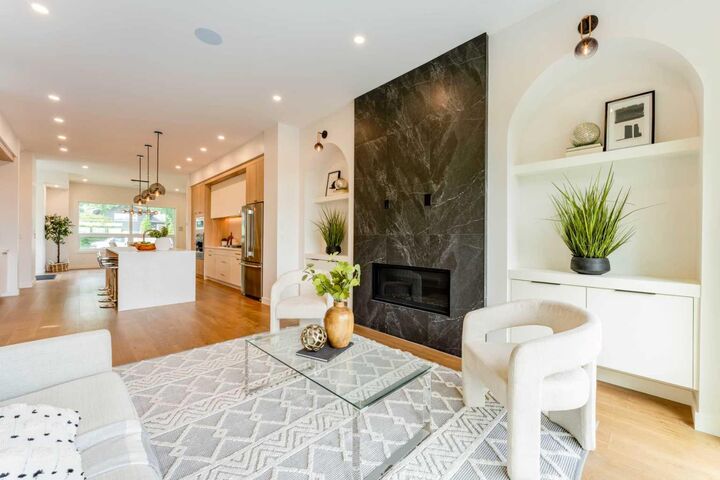 90 Hartford Road NW — photo 1