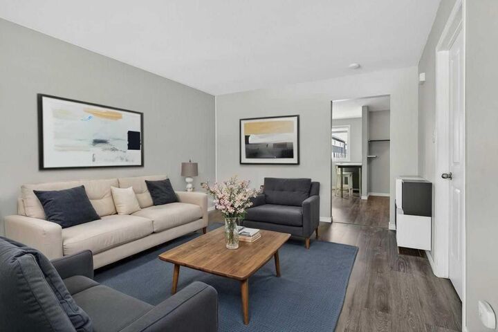 Property Photo: 2211 19 Street NE 303 AB T2E 4Y5