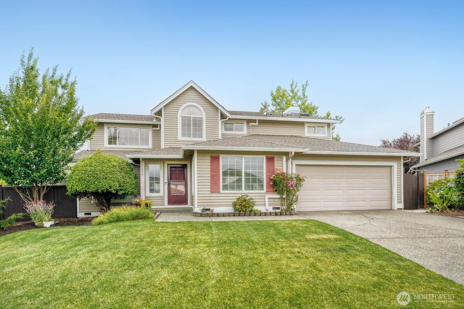 Property Photo: 11240 SE 189th Court WA 98055