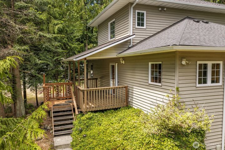 Property Photo:  102  New Haven Lane  WA 98362 