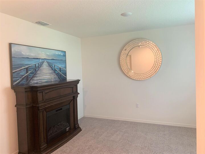 Property Photo: 2033 SW Leafy Road FL 34953