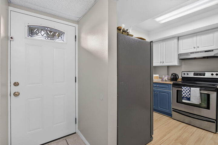 Property Photo:  118 Royal Pk Drive 1F  FL 33309 