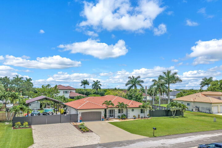Property Photo:  20438 SW 327th Street  FL 33030 