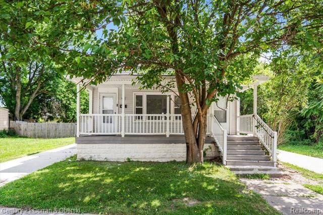 Property Photo:  35743 E Michigan Avenue 2  MI 48184 
