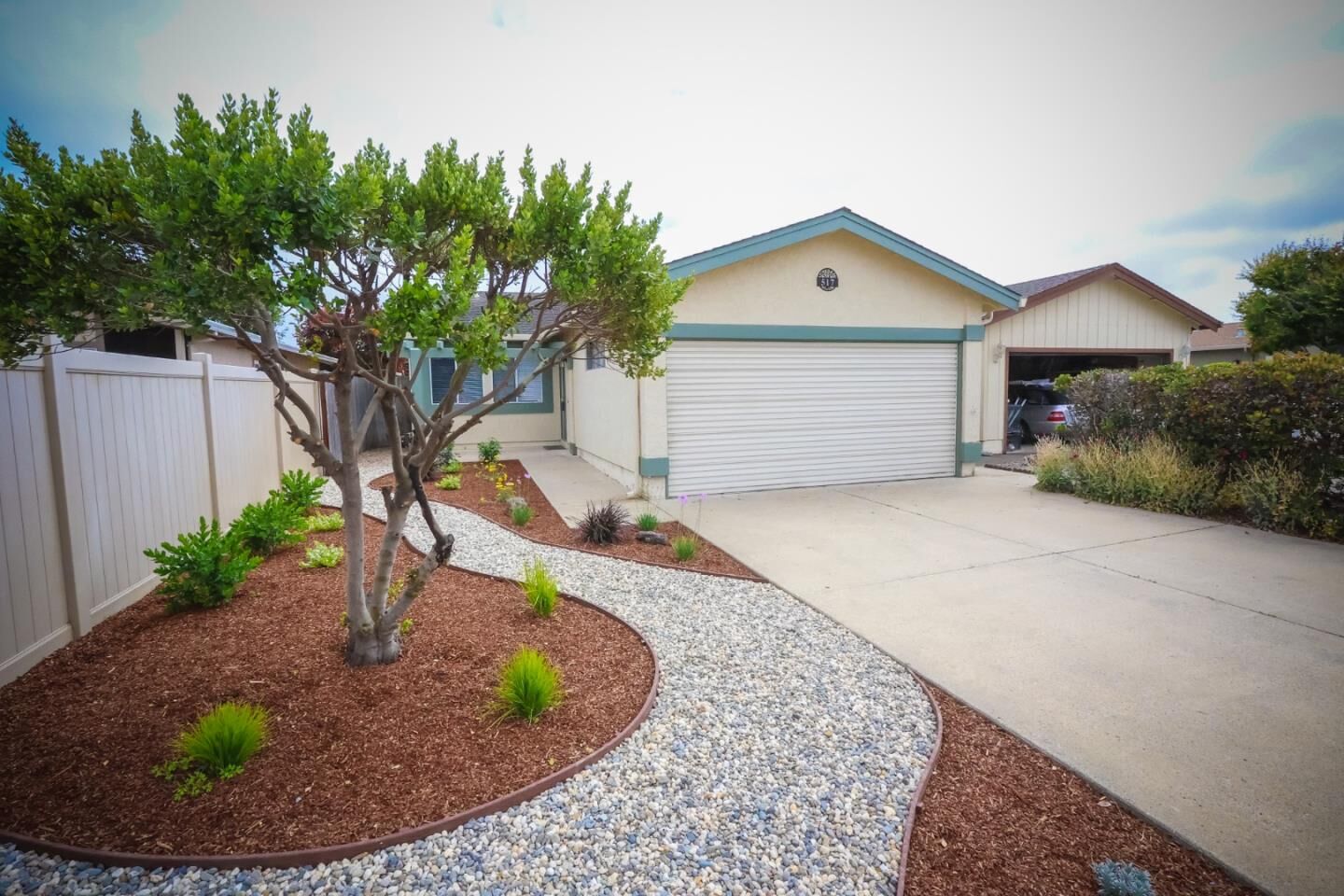 Property Photo: 517 Vivienne Drive CA 95076