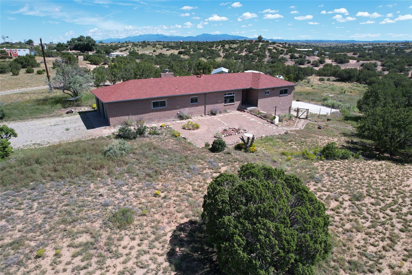 Property Photo: 3776 Nm 14 NM 87508