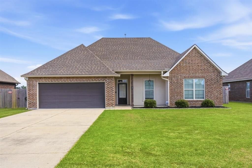 Property Photo: 1947 Beau Blanc Drive LA 70607