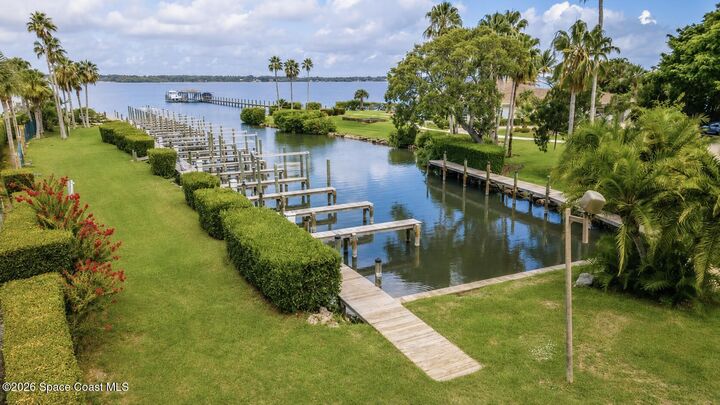 Property Photo: 255 Utopia Circle FL 32952