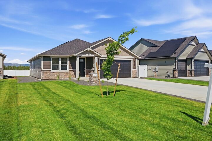 Property Photo:  1231 N High Desert Dr  WA 99006 